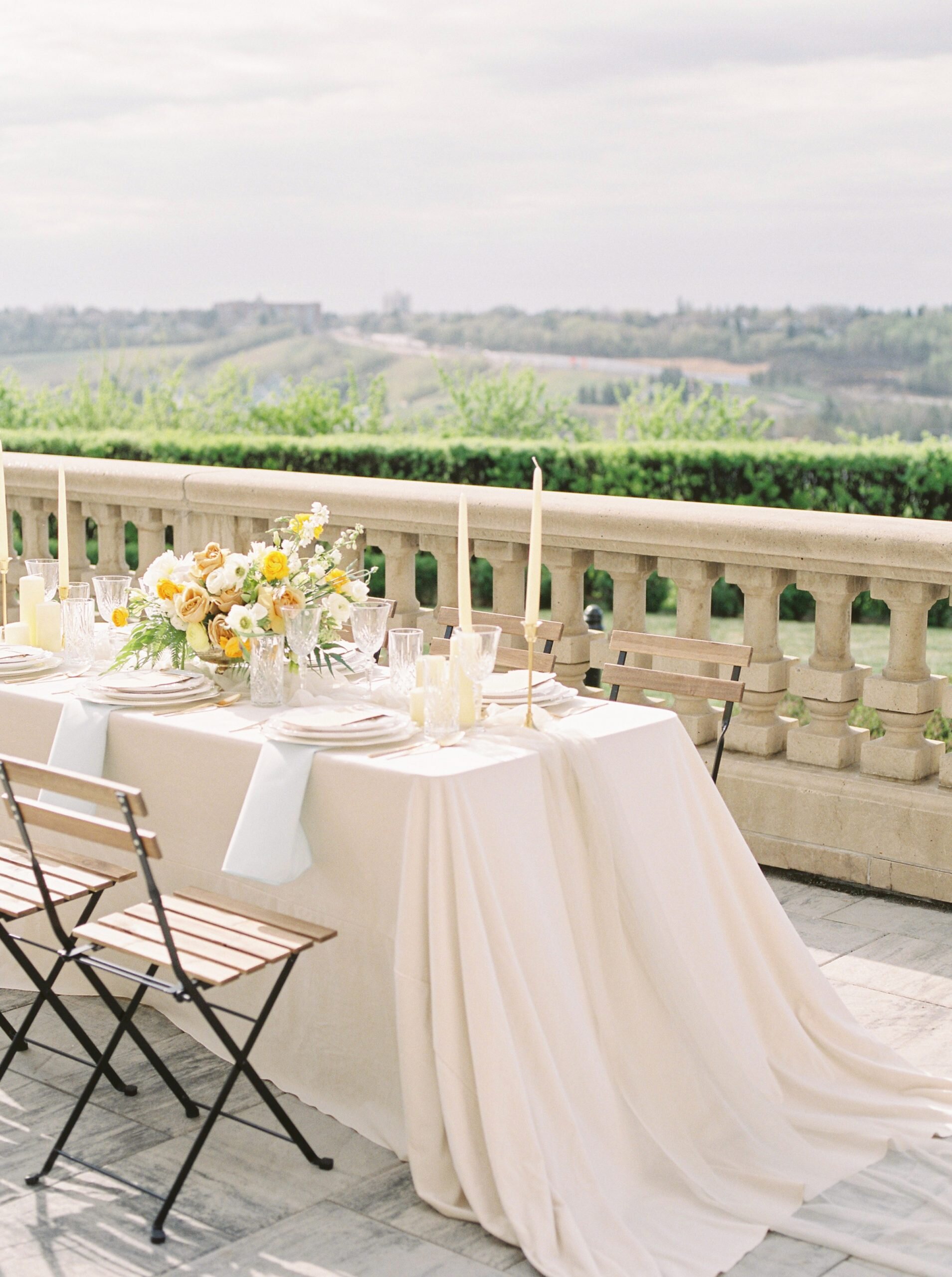 Yellow-Oatmeal-wedding-table-design.jpg